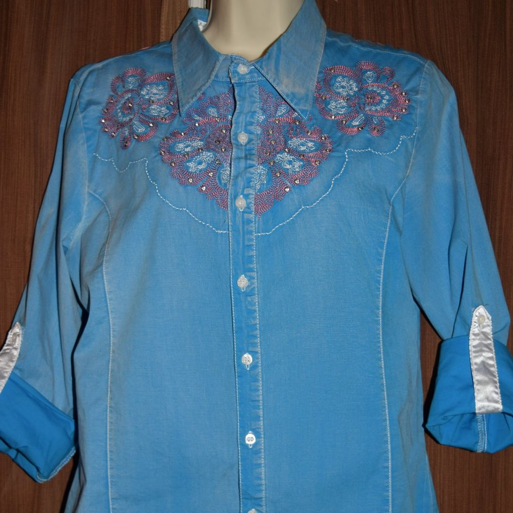 Grace in LA Womens Shirt Size Medium M Turquoise Blouse Studded Distressed